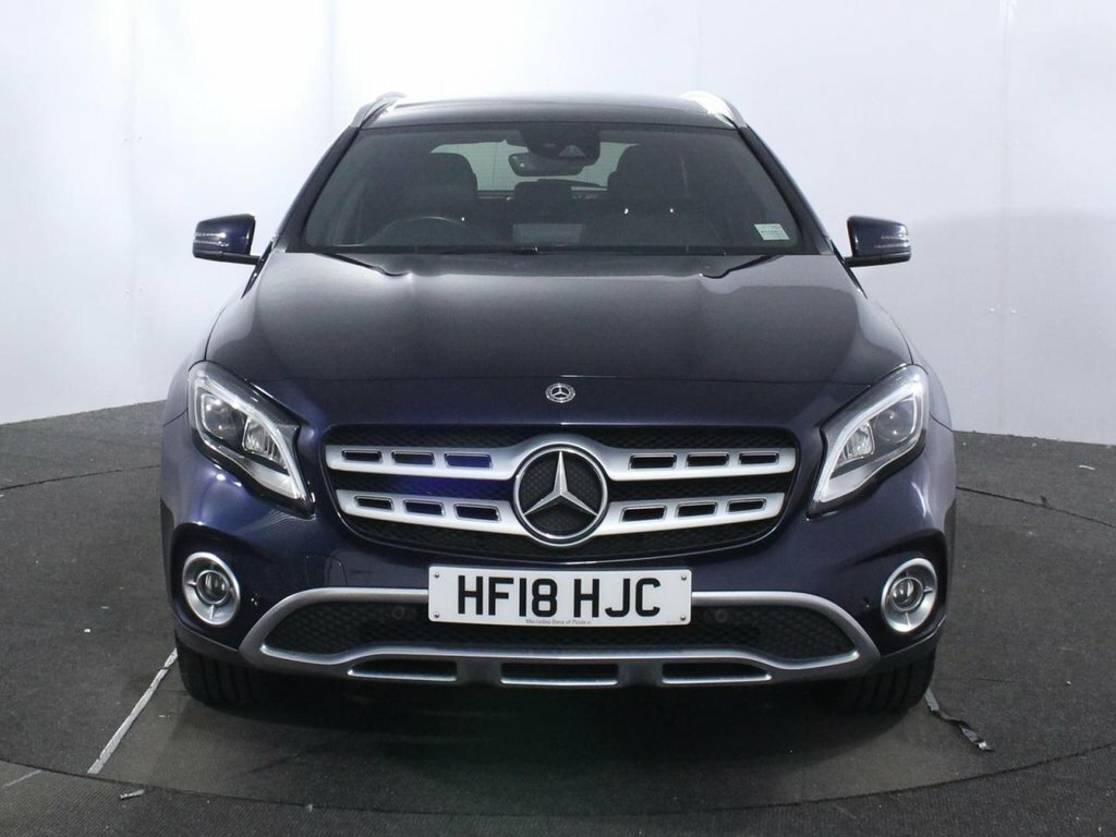 Mercedes-Benz GLA Class Mercedes Benz Gla 1.6 Gla180 Urban Edition Suv ... Red #22