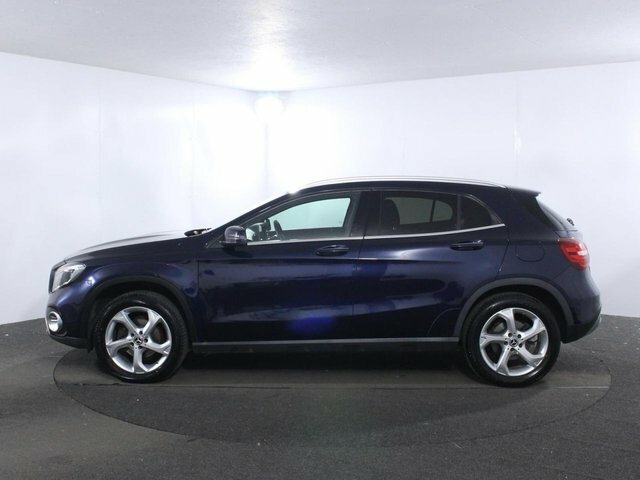 Mercedes-Benz GLA Class 2.1 Gla200d Sport Premium Plus Suv Ma Blue #4