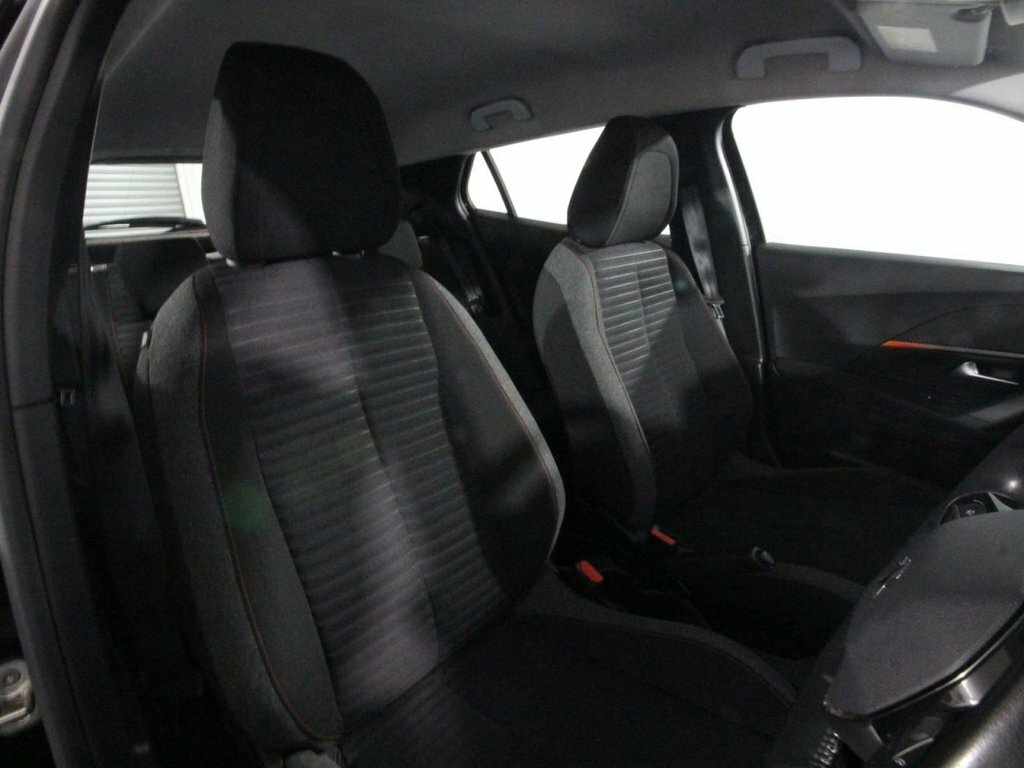Peugeot 2008 1.2 Puretech 130 Eat8 Allure Premium Cwvehiclemark White #28