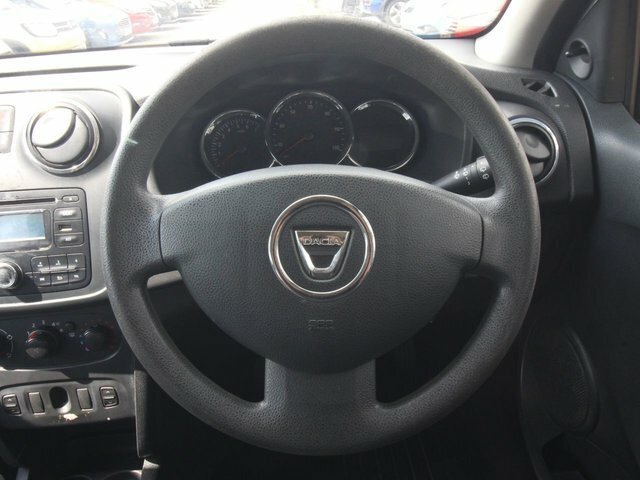 Dacia Sandero 1.2 Ambiance Hatchback Euro 6 7 Red #15