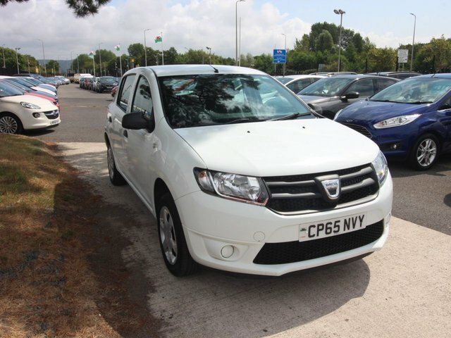 Dacia Sandero 1.2 Ambiance Hatchback Euro 6 7 White