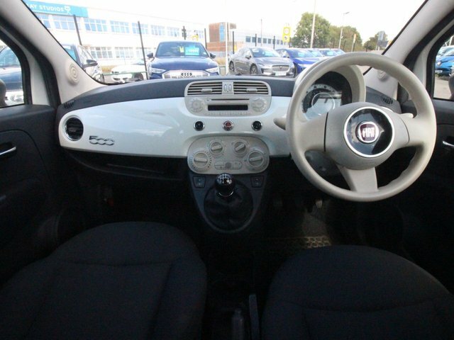 Fiat 500 Lounge 3-Door Low Mileage, Free Road Tax Blue #11