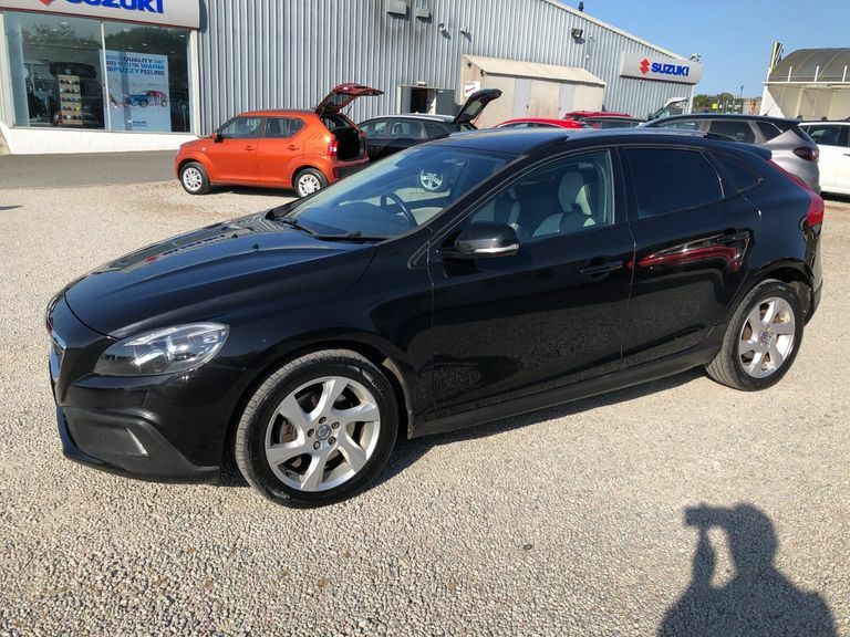 Volvo V40 Cross Country D2 120 Cross Country Lux Nav Black #4