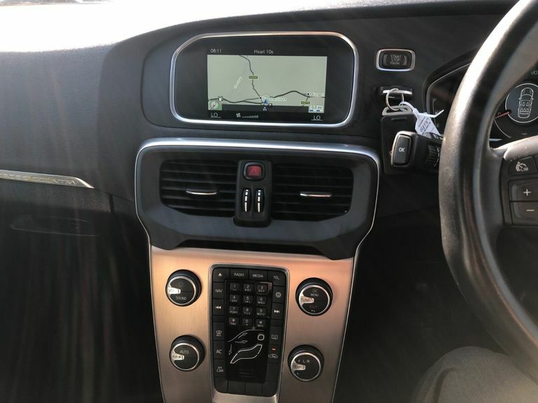 Volvo V40 Cross Country Hatchback Gold #12