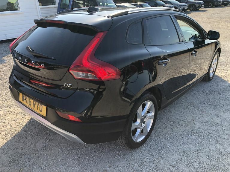 Volvo V40 Cross Country D2 120 Cross Country Lux Nav Black #6