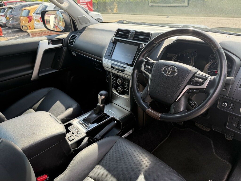 Toyota Land Cruiser 2.8Ltr D Grey #17
