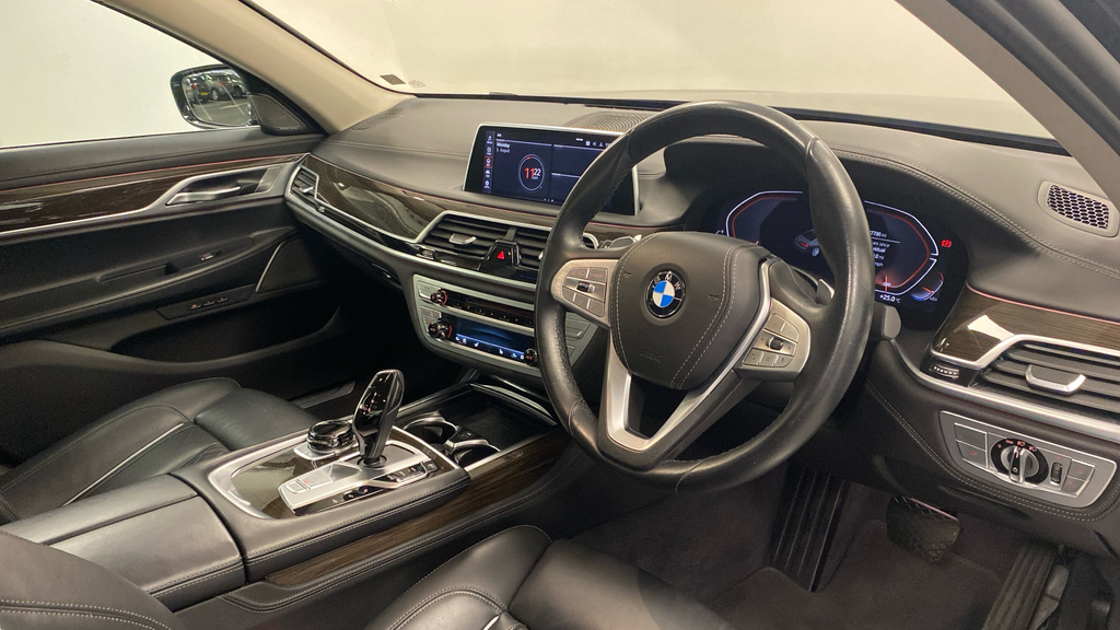 BMW 7 Series 730D Saloon #6