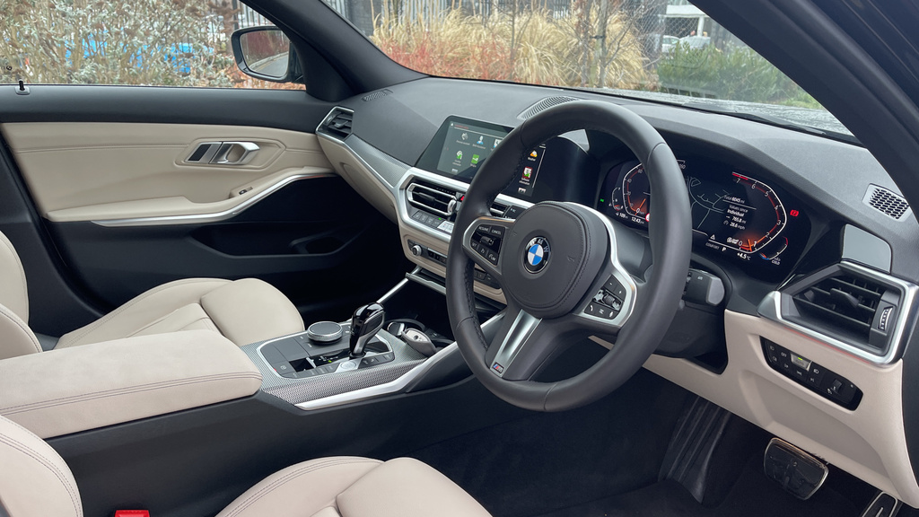 BMW 3 Series 318I M Sport Saloon VK22TWJ #6