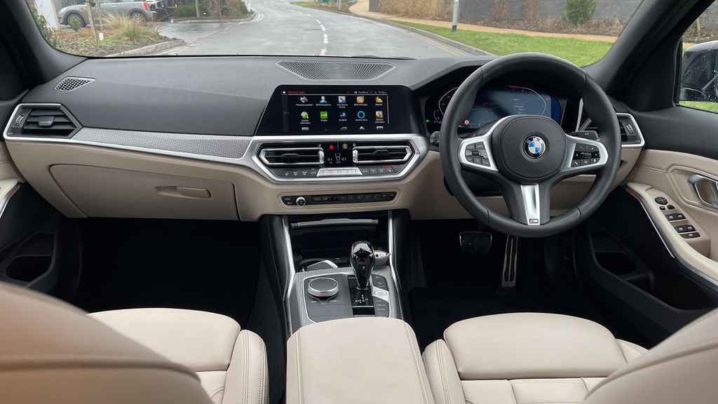 BMW 3 Series 318I M Sport Saloon VK22TWJ #4