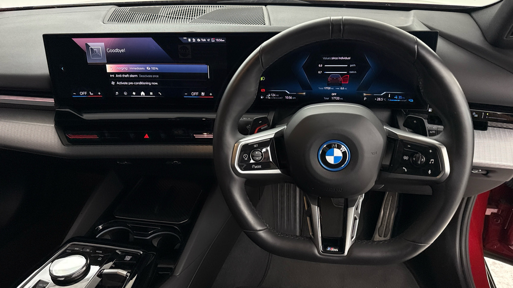 BMW 5 Series 530E M Sport Touring YD74GDM #5