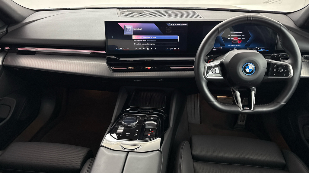 BMW 5 Series 530E M Sport Touring YD74GDM #4