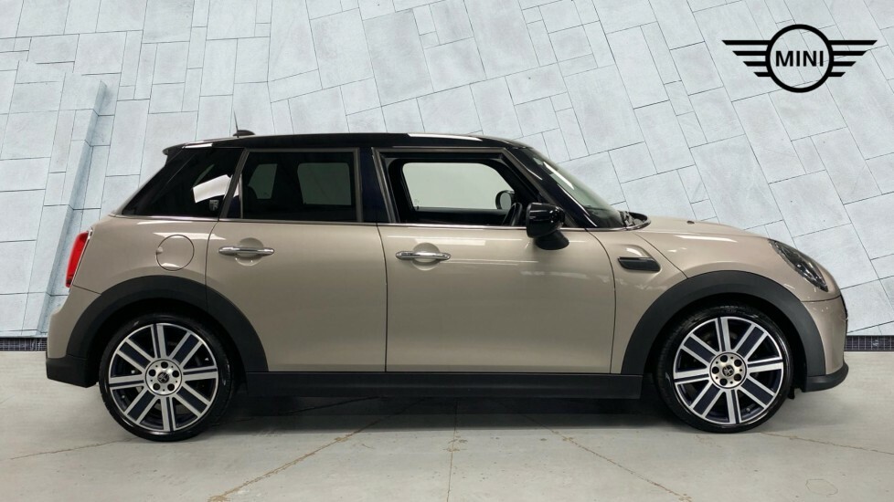 Mini Hatch 5-Door Hatch Cooper Exclusive YG71URB Grey #3