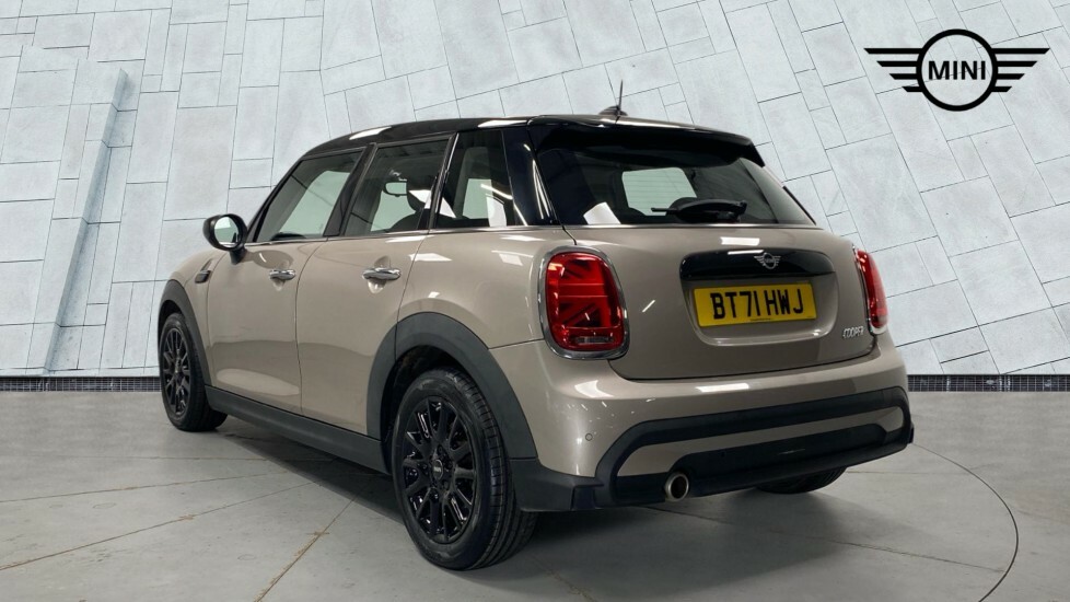 Mini Hatch 5-Door Hatch Cooper Classic BT71HWJ Grey #2