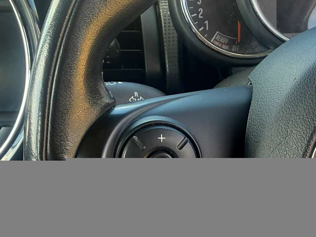 Mini Hatch 1.5 Cooper D DN67UVO Silver #5