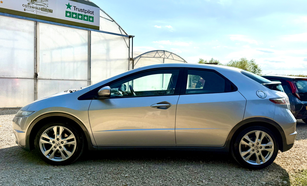 Honda Civic 1.8 I-vtec Ex Gt Hatchback 1 #6