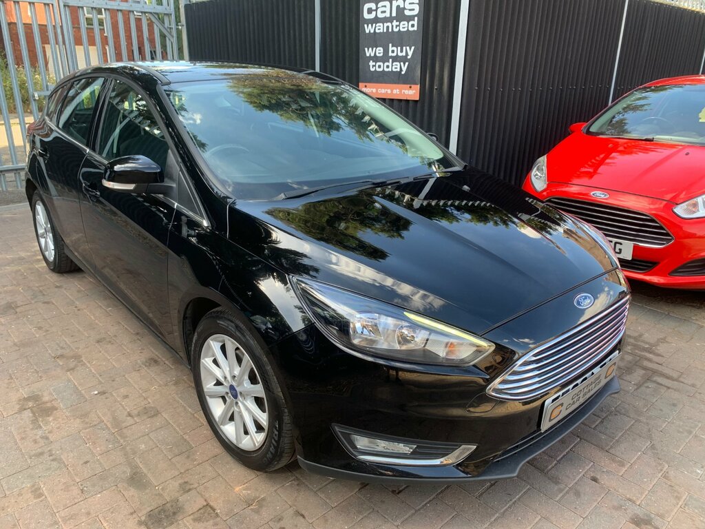 Ford Focus 1.0T Ecoboost Titanium Hatchback Black