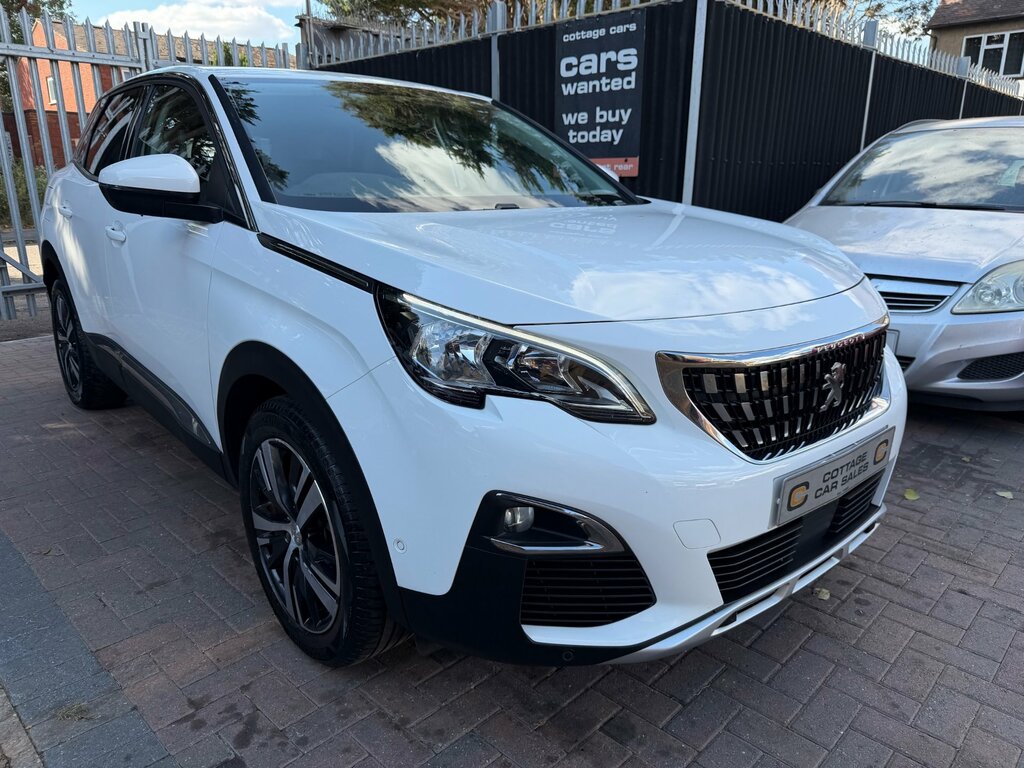 Peugeot 3008 1.2 Puretech Allure Suv Euro 6 FL17HFP White