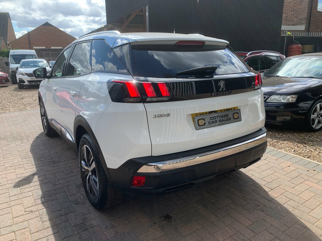 Peugeot 3008 1.2 Puretech Gpf Allure Suv Eat Euro 6 White #5
