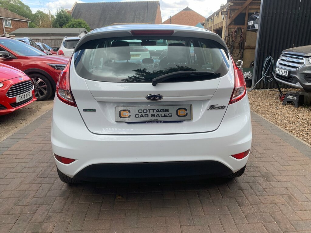 Ford Fiesta 1.0T Ecoboost Zetec Hatchback Eu White #5