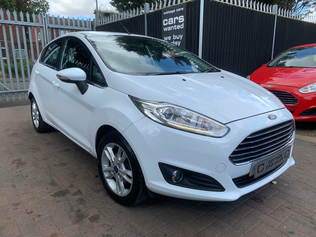 Ford Fiesta 1.0T Ecoboost Zetec Hatchback Eu White #2