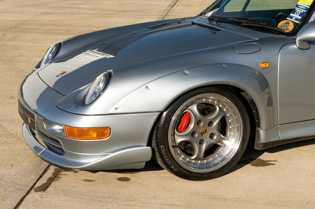 Porsche 911 Rs #22