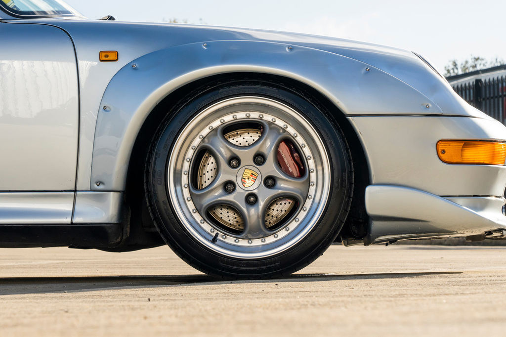 Porsche 911 Rs #66