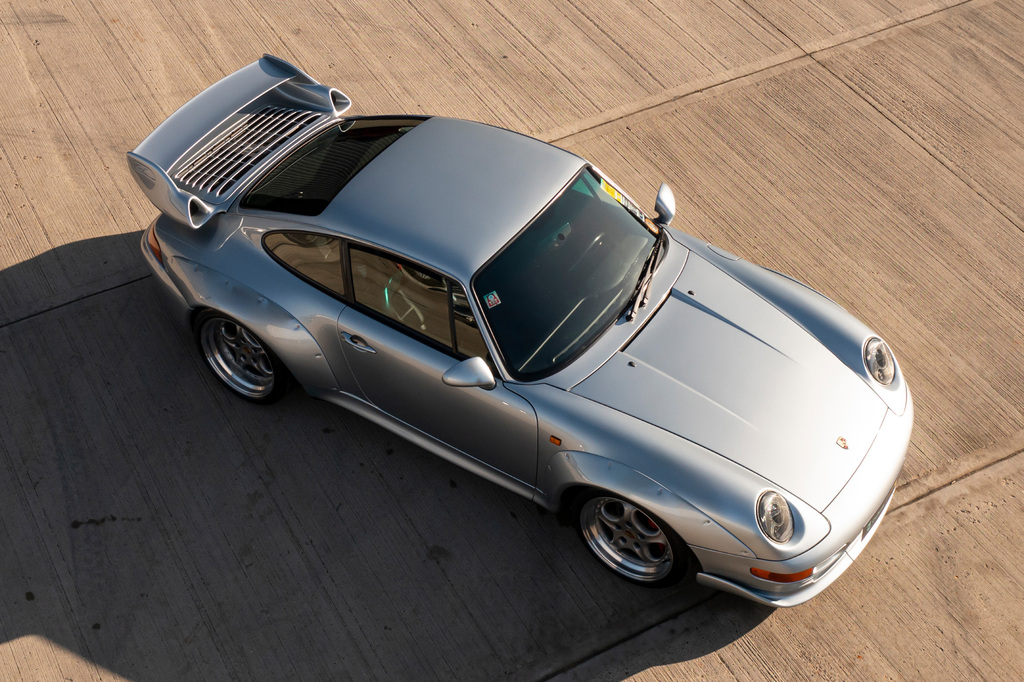 Porsche 911 Rs #18