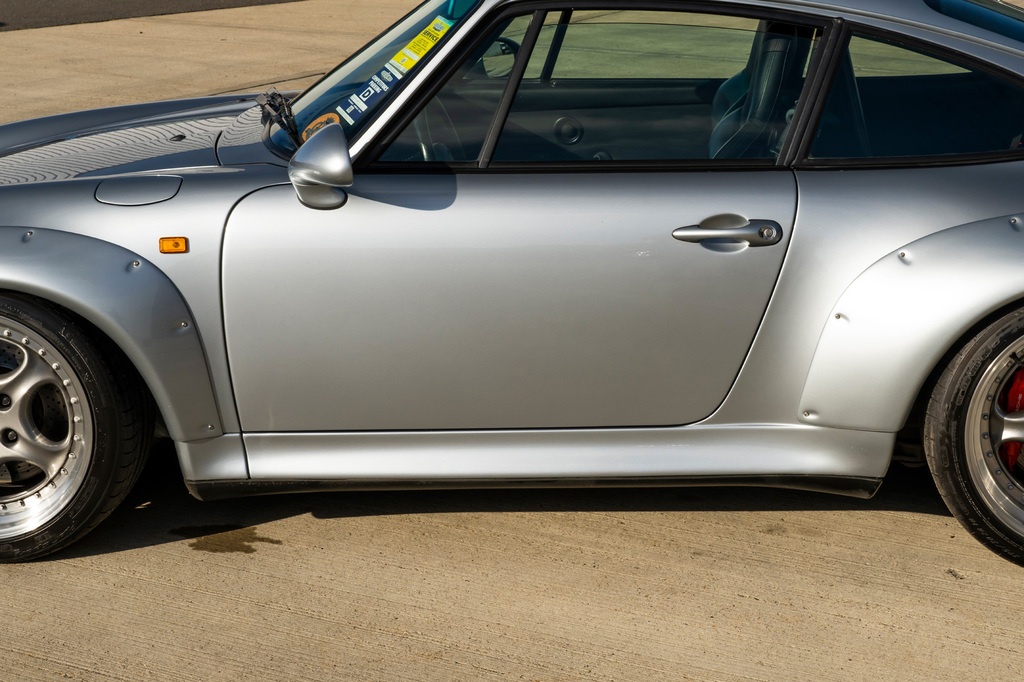 Porsche 911 Rs #23