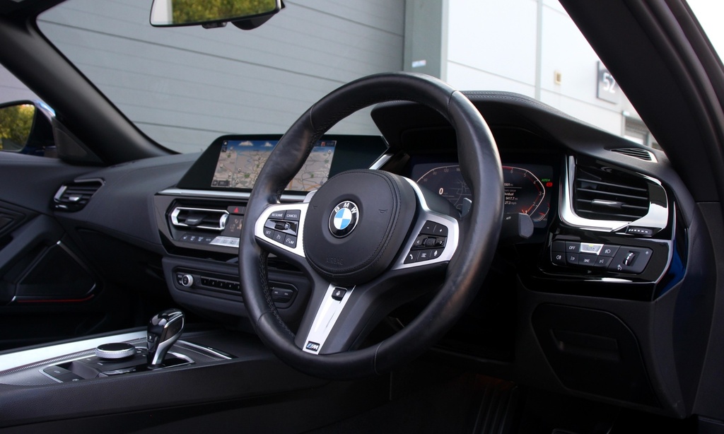 BMW Z4 Sdrive 20I M Sport Blue #9