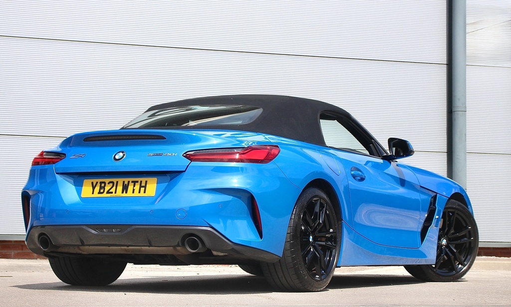 BMW Z4 Sdrive 20I M Sport Blue #12