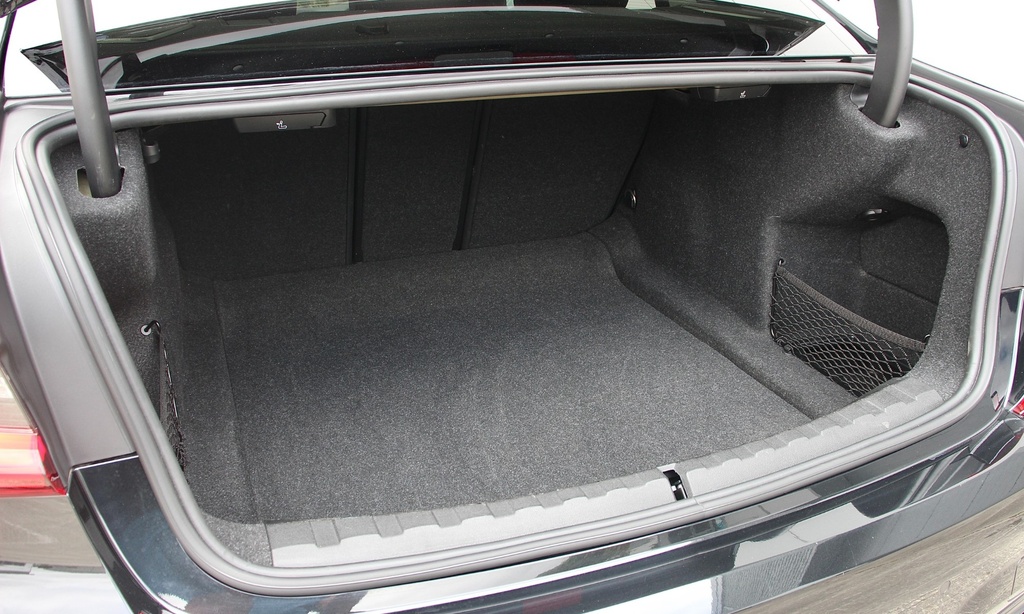 BMW 3 Series Automatic Black #4