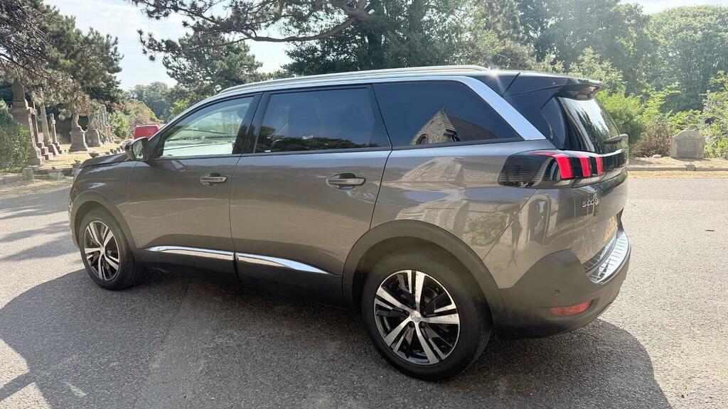 Peugeot 5008 Suv 1.2 Puretech Allure Euro 6 Ss 201818 Grey #3