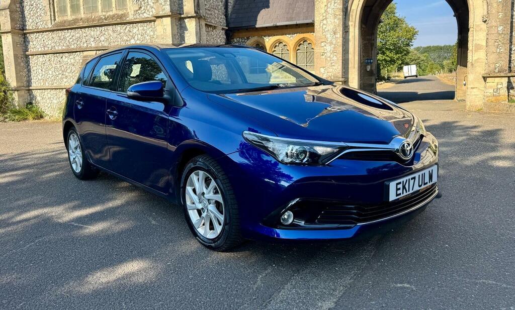 Toyota Auris Hatchback 1.2 Vvt-i Icon Euro 6 Ss Safety EK17ULW Blue #5