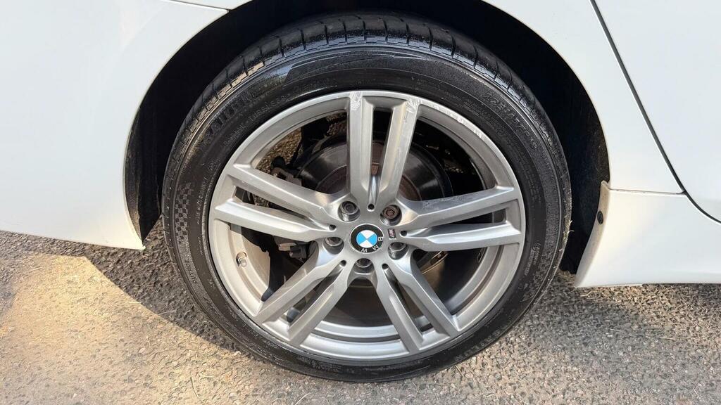 BMW 2 Series Gran Tourer 2.0 220I Luxury Gran Tourer 190 Bhp Blue #39