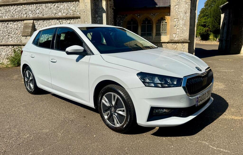 Skoda Fabia Hatchback 1.0 Tsi Se L Euro 6 Ss 202222 White #6