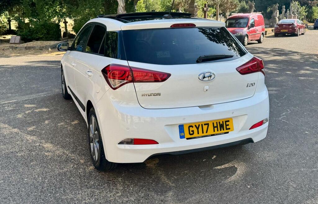 Hyundai I20 Hatchback 1.4 Premium Se Nav Euro 6 2017 White #3