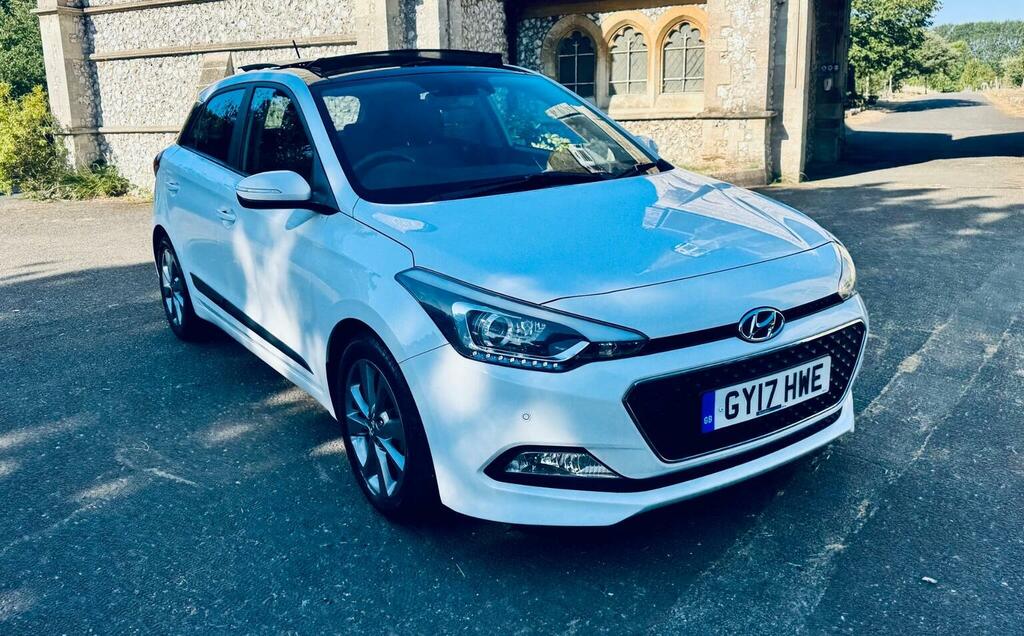 Hyundai I20 Hatchback 1.4 Premium Se Nav Euro 6 2017 White #5
