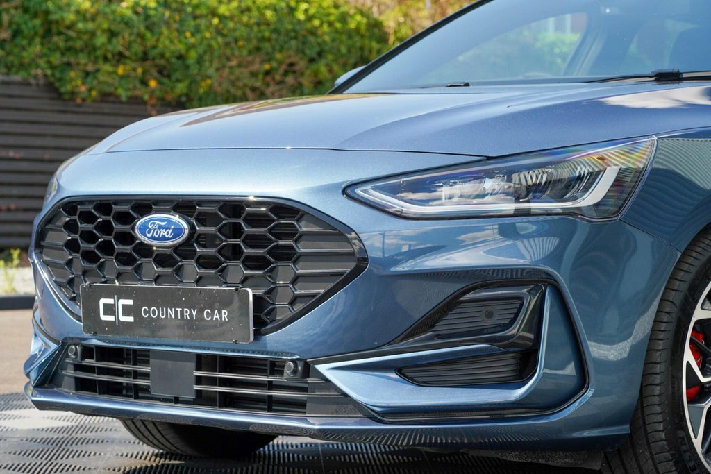 Ford Focus 1.0 Ecoboost Hybrid Mhev St-line X Black #25