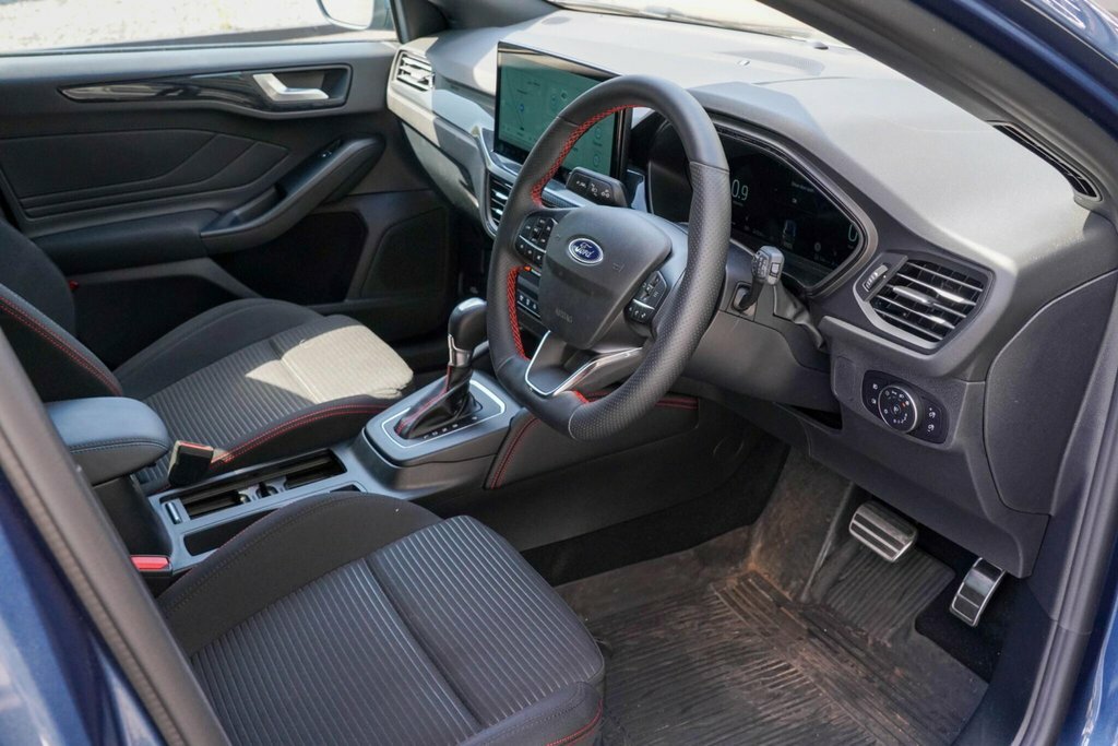 Ford Focus 1.0 Ecoboost Hybrid Mhev St-line X Black #38
