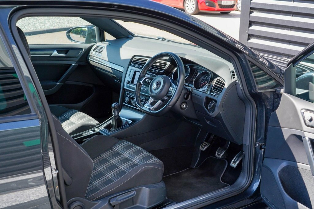 Volkswagen Golf Estate 1.6 Tdi Bluemotion Tech Se Euro 6 Ss Blue #36