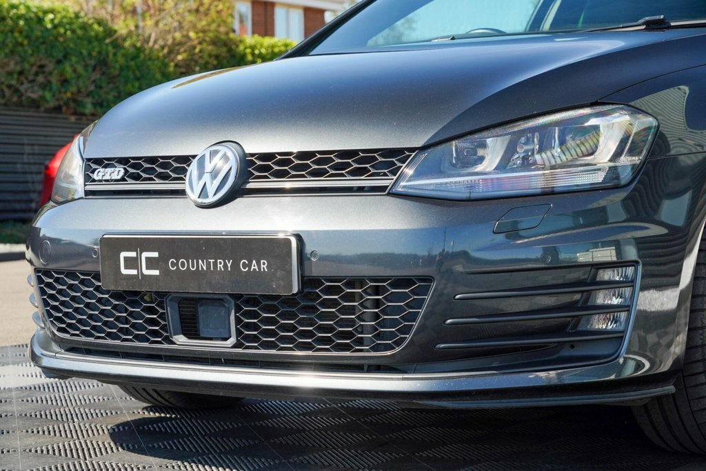 Volkswagen Golf Estate 1.6 Tdi Bluemotion Tech Se Euro 6 Ss Blue #23