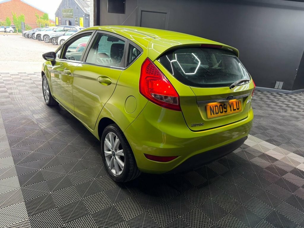 Ford Fiesta 1.4 Zetec Hatchback 133 Gkm, 9 ND09YLU Green #3