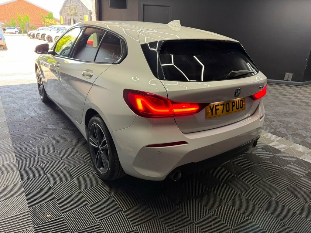 BMW 1 Series 2.0 118D Sport Hatchback Euro 6 S YF70PUO White #5