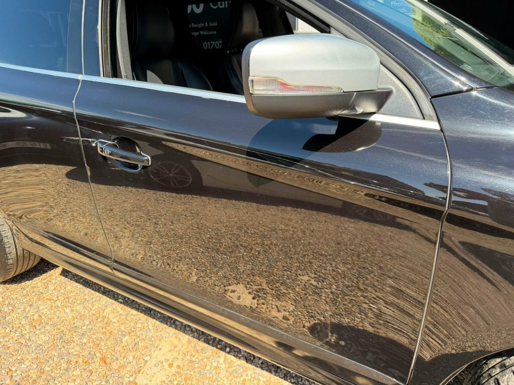 Volvo XC60 2.0 T5 Momentum Awd Geartronic Black #28