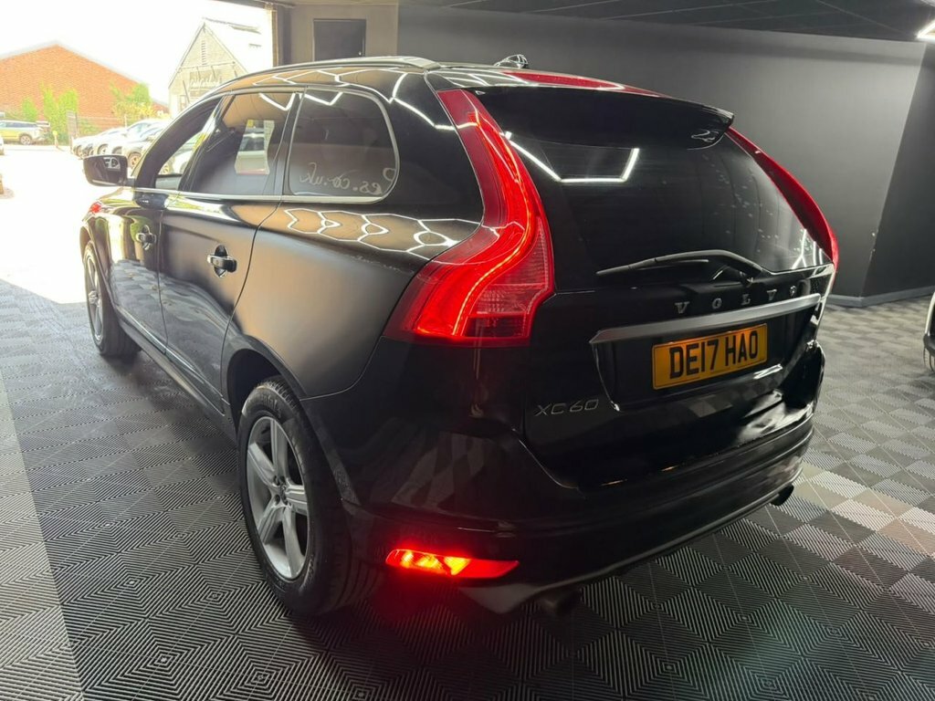 Volvo XC60 2.0 T5 R-design Lux Nav Suv Euro 6 Black #5