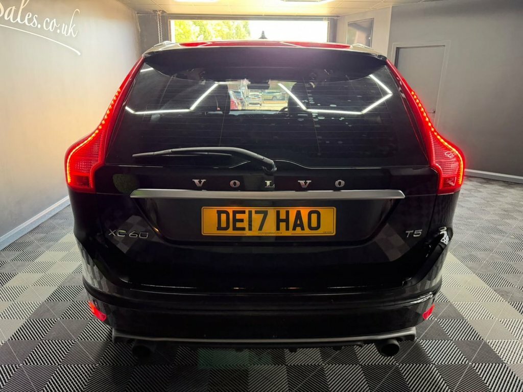 Volvo XC60 2.0 T5 R-design Lux Nav Suv Euro 6 Black #6