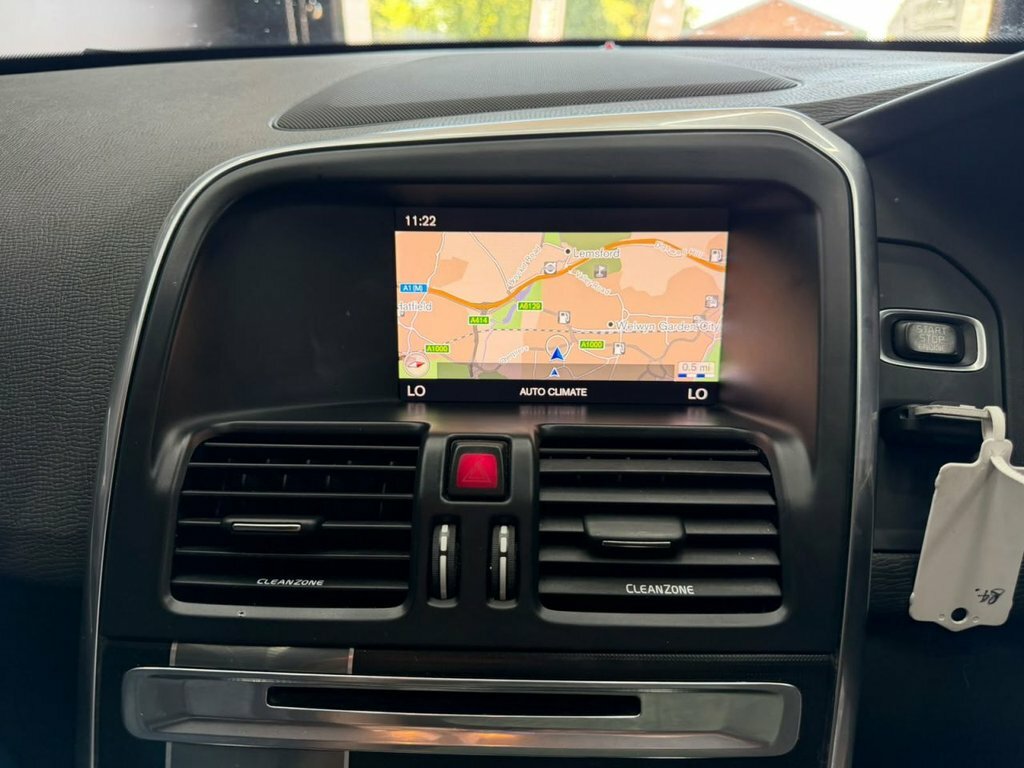 Volvo XC60 2.0 T5 Momentum Awd Geartronic Black #9