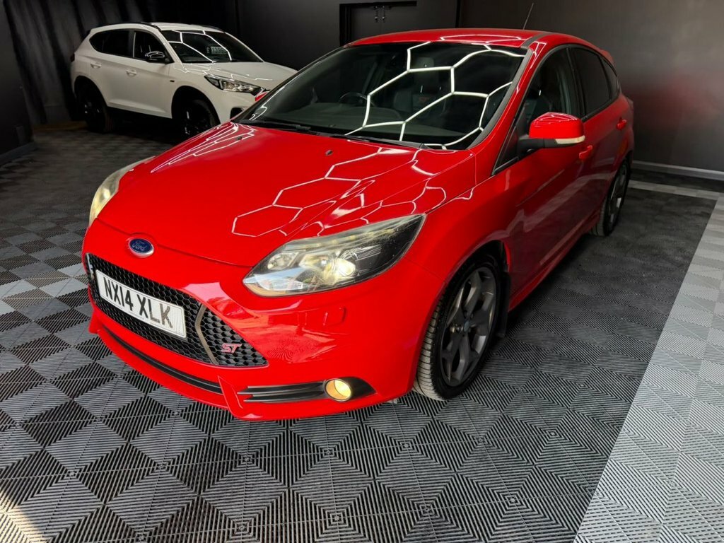 Ford Focus 2.0T Ecoboost St-3 Hatchback Eur Red #5