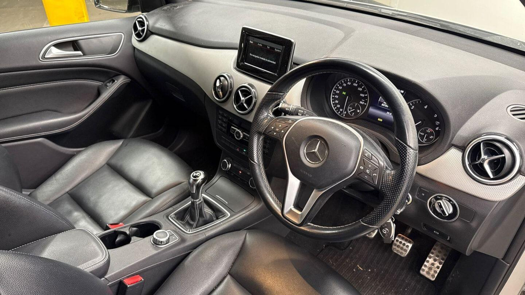 Mercedes-Benz B Class 1.5 Se 7G-dct Euro 5 Ss Blue #10