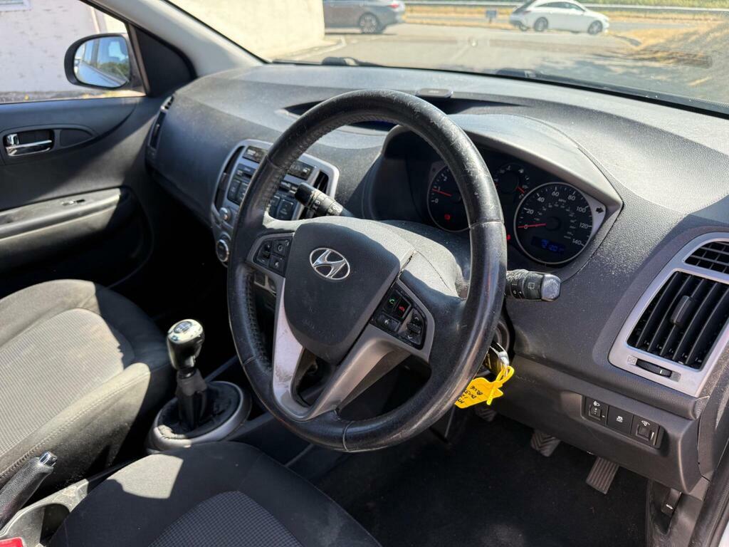Hyundai I20 1.2 Active Euro 5 White #12